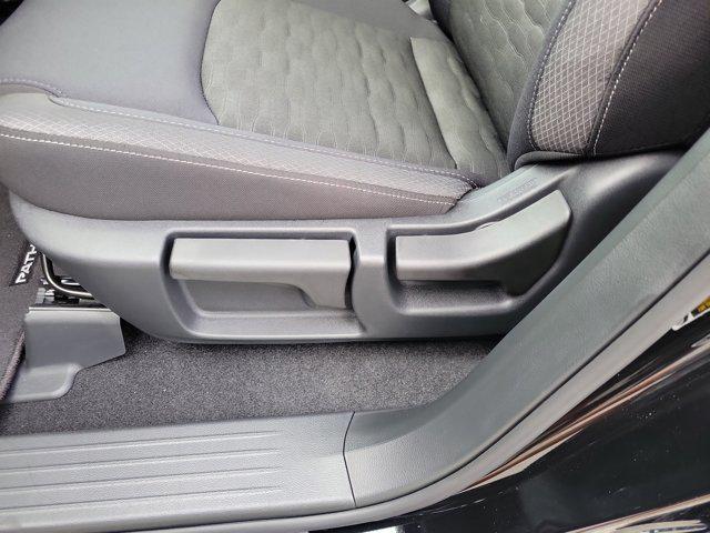 new 2025 Nissan Pathfinder car, priced at $35,268