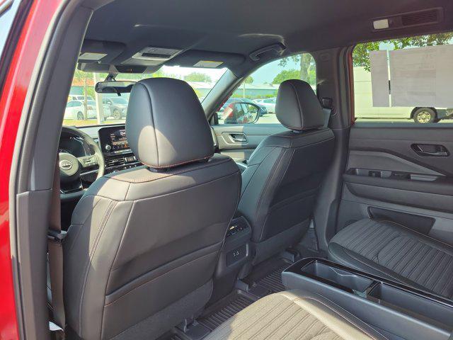 new 2025 Nissan Pathfinder car, priced at $43,117