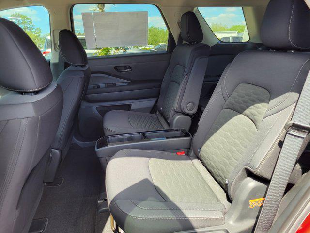 new 2025 Nissan Pathfinder car, priced at $41,215