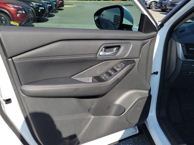 new 2026 Nissan Rogue car, priced at $32,311