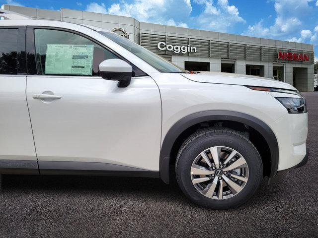 new 2025 Nissan Pathfinder car, priced at $40,132