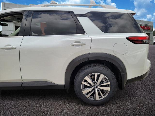 new 2025 Nissan Pathfinder car, priced at $40,132