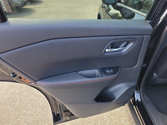 new 2025 Nissan Rogue car, priced at $35,247