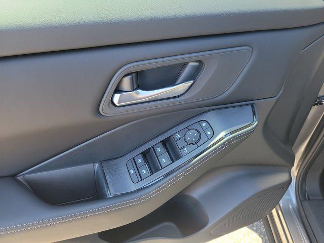 new 2025 Nissan Rogue car, priced at $30,554