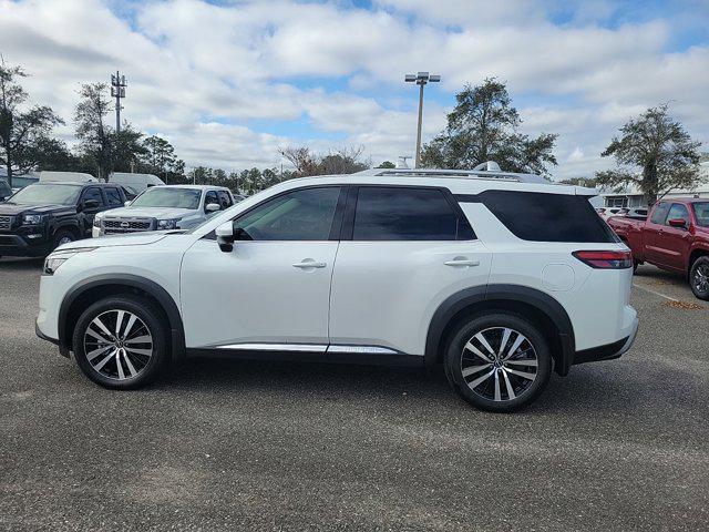 new 2025 Nissan Pathfinder car, priced at $53,030