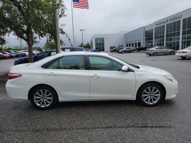 used 2015 Toyota Camry Hybrid car, priced at $14,988