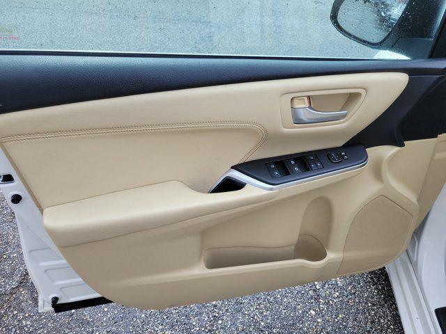 used 2015 Toyota Camry Hybrid car, priced at $14,988