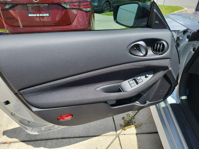 new 2025 Nissan Z car