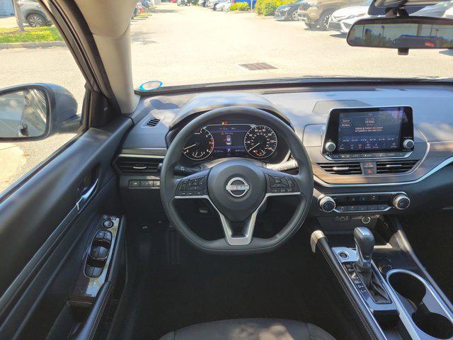 used 2023 Nissan Altima car, priced at $21,422
