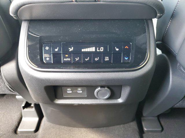 new 2025 Nissan Armada car, priced at $75,900