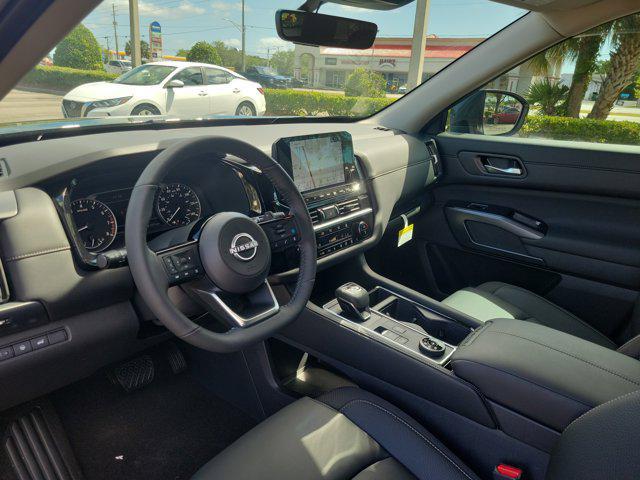 new 2025 Nissan Pathfinder car, priced at $44,014