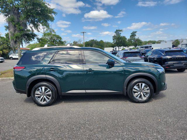 new 2025 Nissan Pathfinder car, priced at $44,014