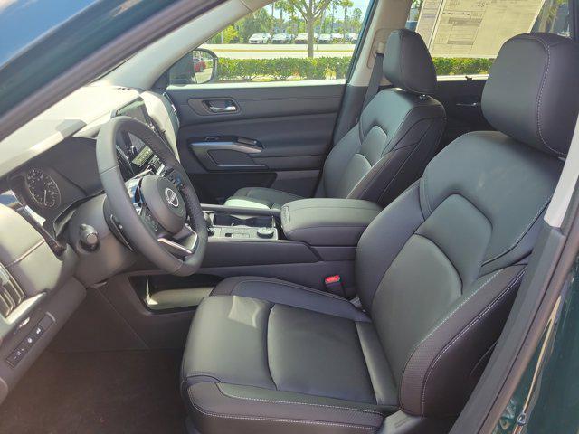 new 2025 Nissan Pathfinder car, priced at $44,014