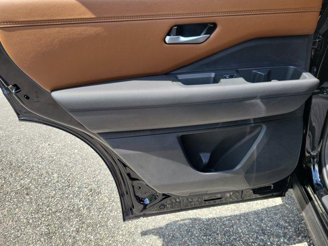 new 2025 Nissan Pathfinder car, priced at $48,011
