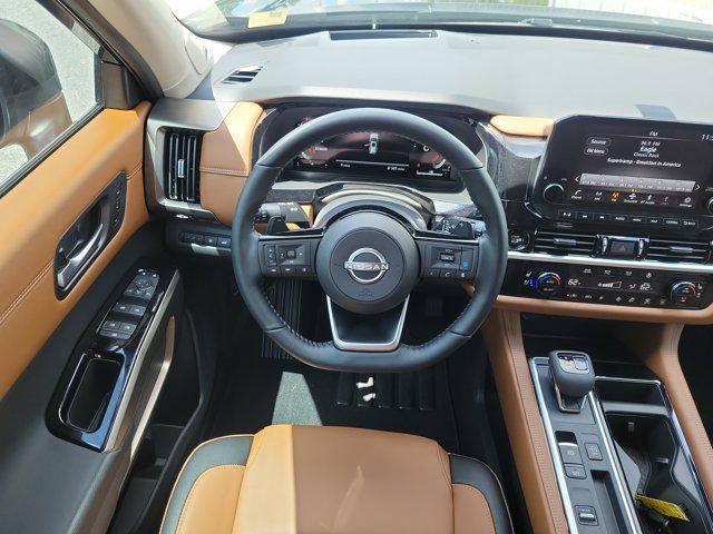 new 2025 Nissan Pathfinder car, priced at $48,011