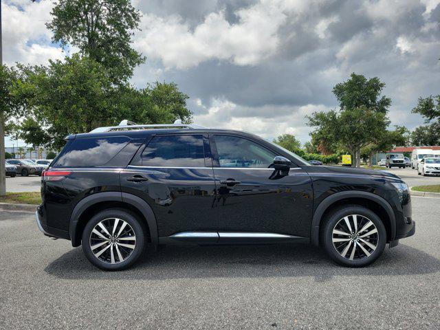 new 2025 Nissan Pathfinder car, priced at $48,011