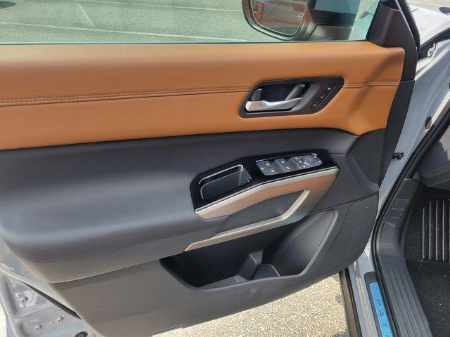 new 2025 Nissan Pathfinder car, priced at $49,472
