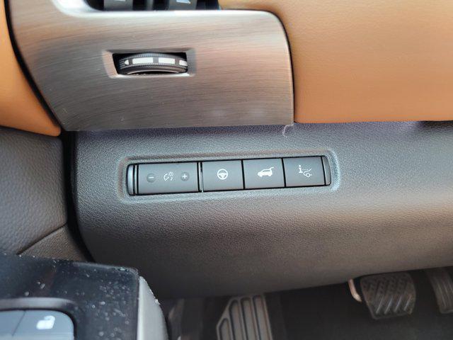 new 2025 Nissan Pathfinder car, priced at $49,472