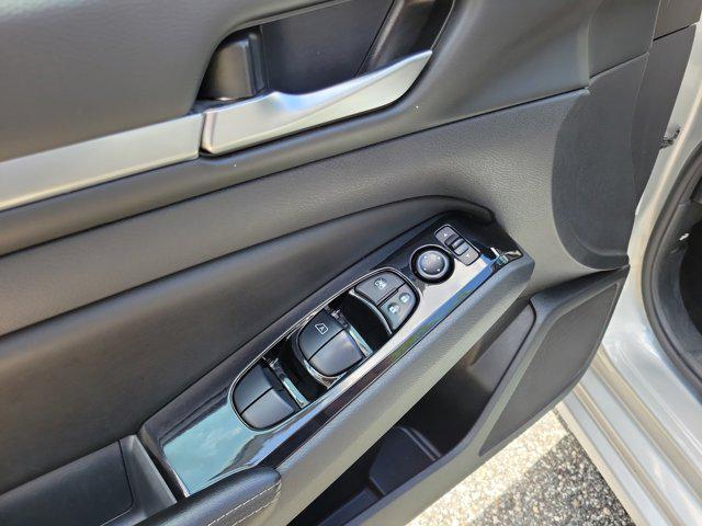 used 2023 Nissan Altima car, priced at $19,789