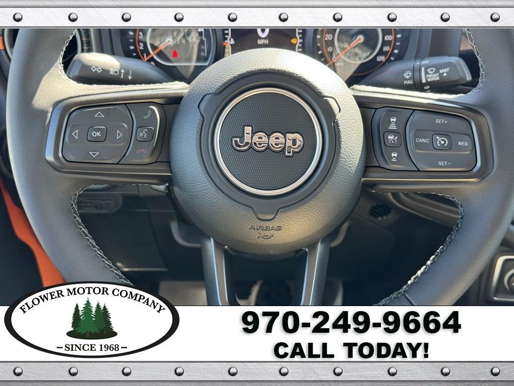 new 2025 Jeep Gladiator car, priced at $55,727