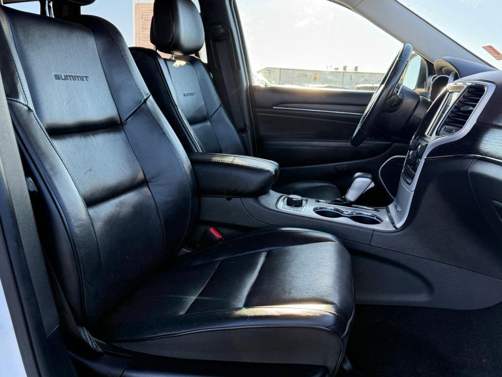 used 2018 Jeep Grand Cherokee car, priced at $22,303