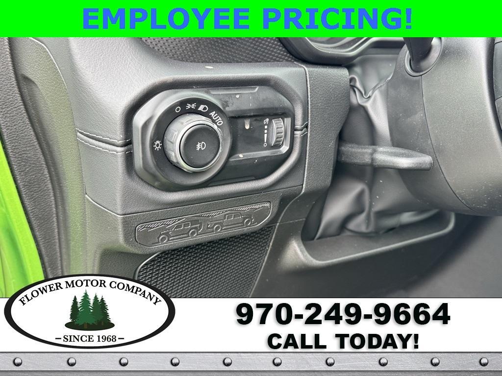 new 2025 Jeep Wrangler car, priced at $61,965