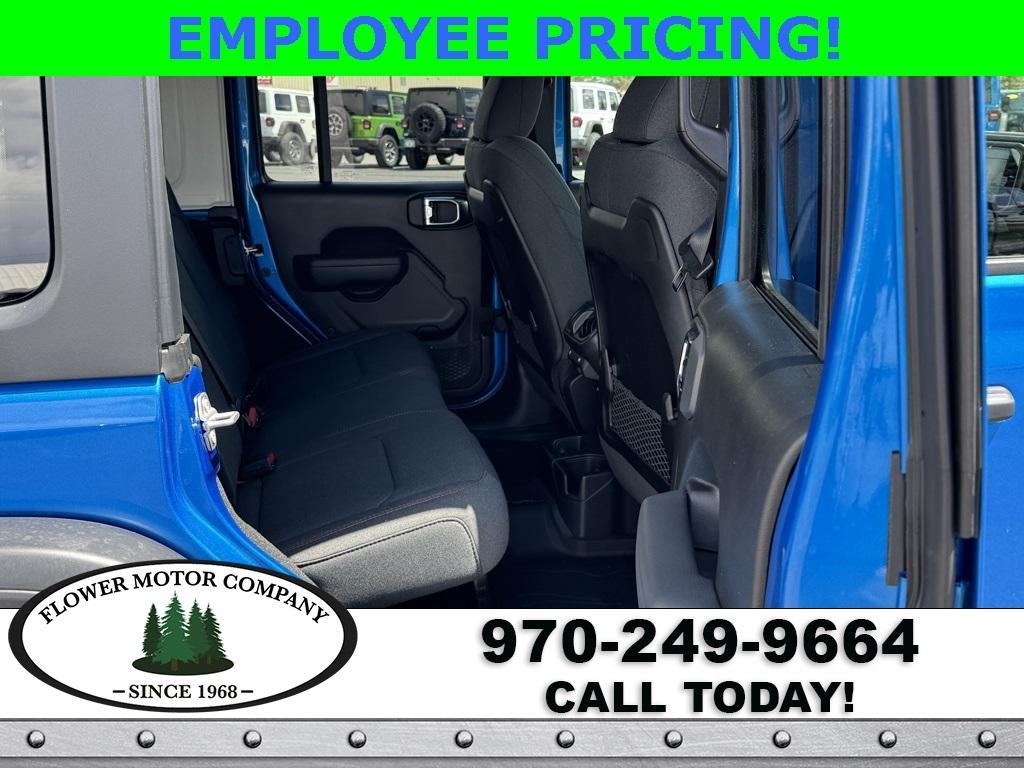 new 2025 Jeep Wrangler car, priced at $61,965