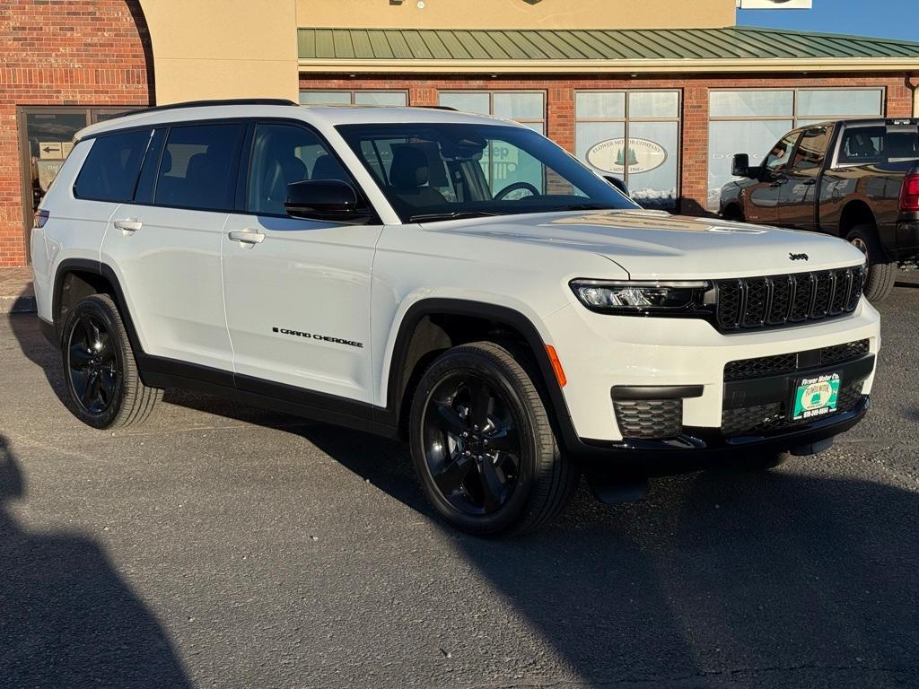 new 2025 Jeep Grand Cherokee L car, priced at $51,274