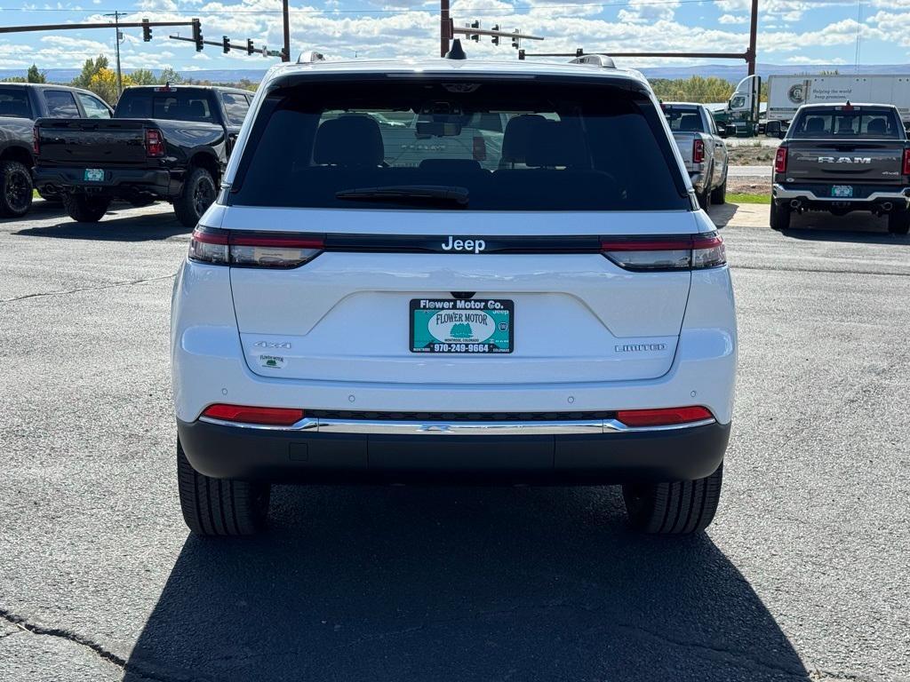 new 2025 Jeep Grand Cherokee car, priced at $58,234
