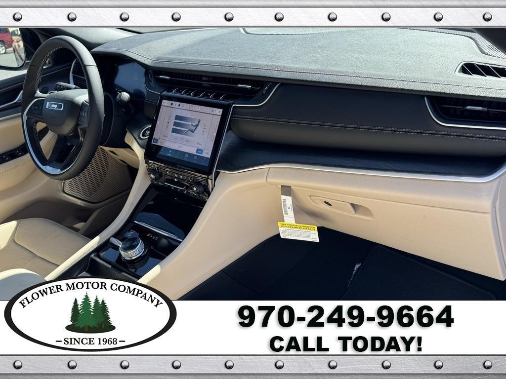 new 2025 Jeep Grand Cherokee car, priced at $53,332