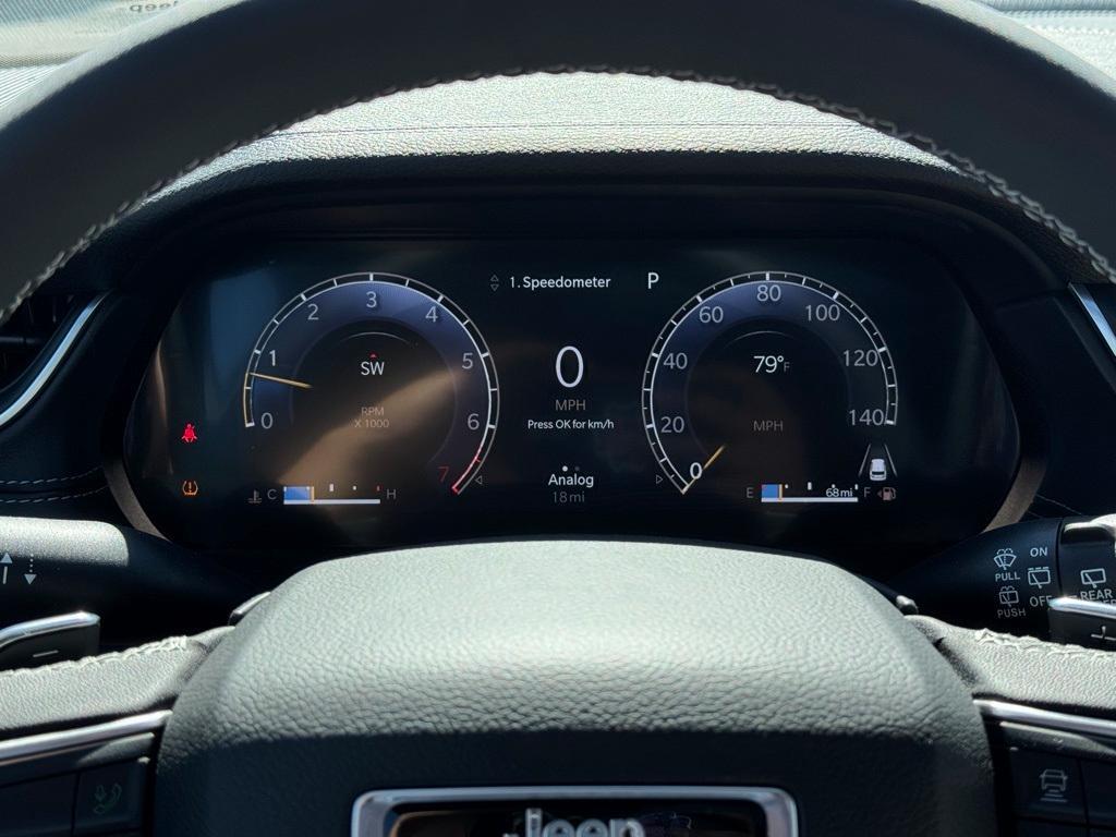 new 2025 Jeep Grand Cherokee car, priced at $58,234