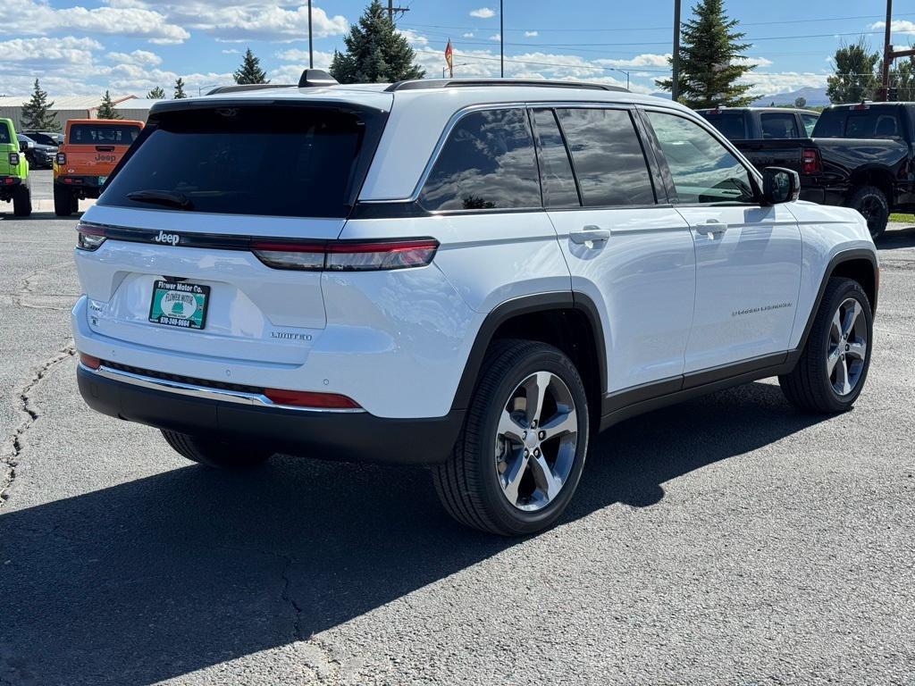new 2025 Jeep Grand Cherokee car, priced at $58,234