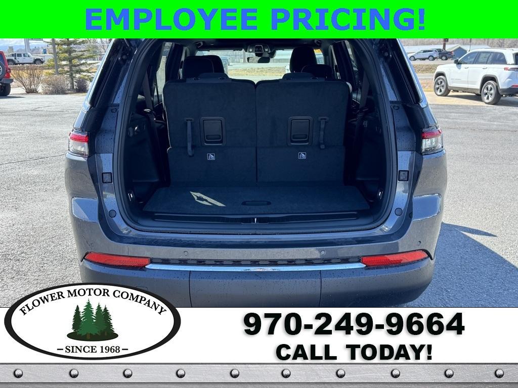 new 2025 Jeep Grand Cherokee L car, priced at $41,136