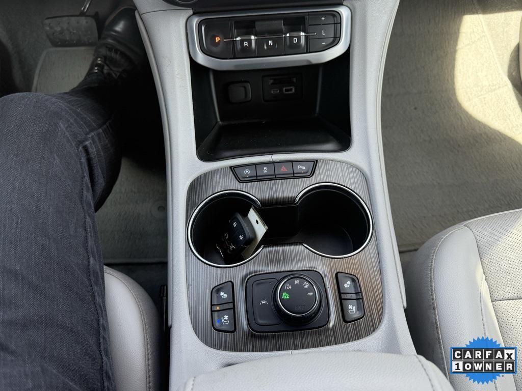 used 2021 GMC Acadia car, priced at $28,072