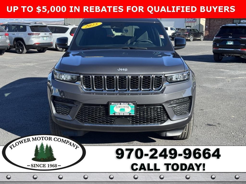 new 2025 Jeep Grand Cherokee car, priced at $39,674