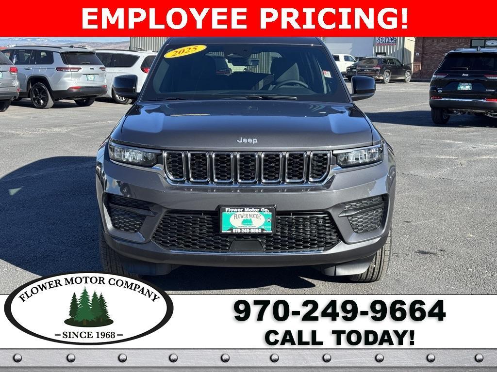 new 2025 Jeep Grand Cherokee car, priced at $39,489