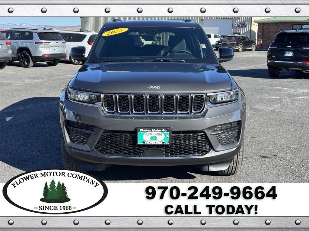 new 2025 Jeep Grand Cherokee car, priced at $39,174