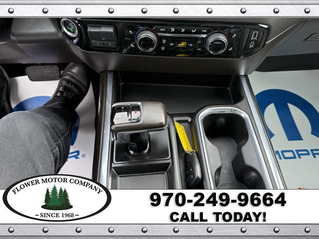 used 2022 Chevrolet Silverado 1500 car, priced at $43,138