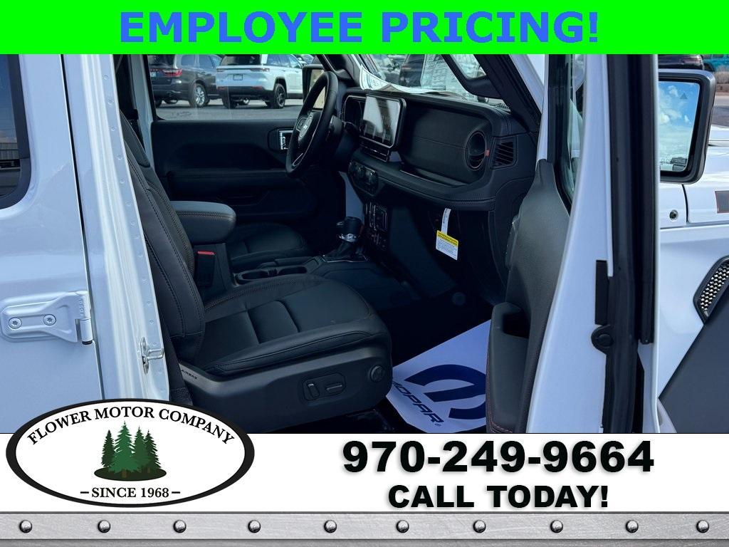 new 2025 Jeep Wrangler car, priced at $58,009
