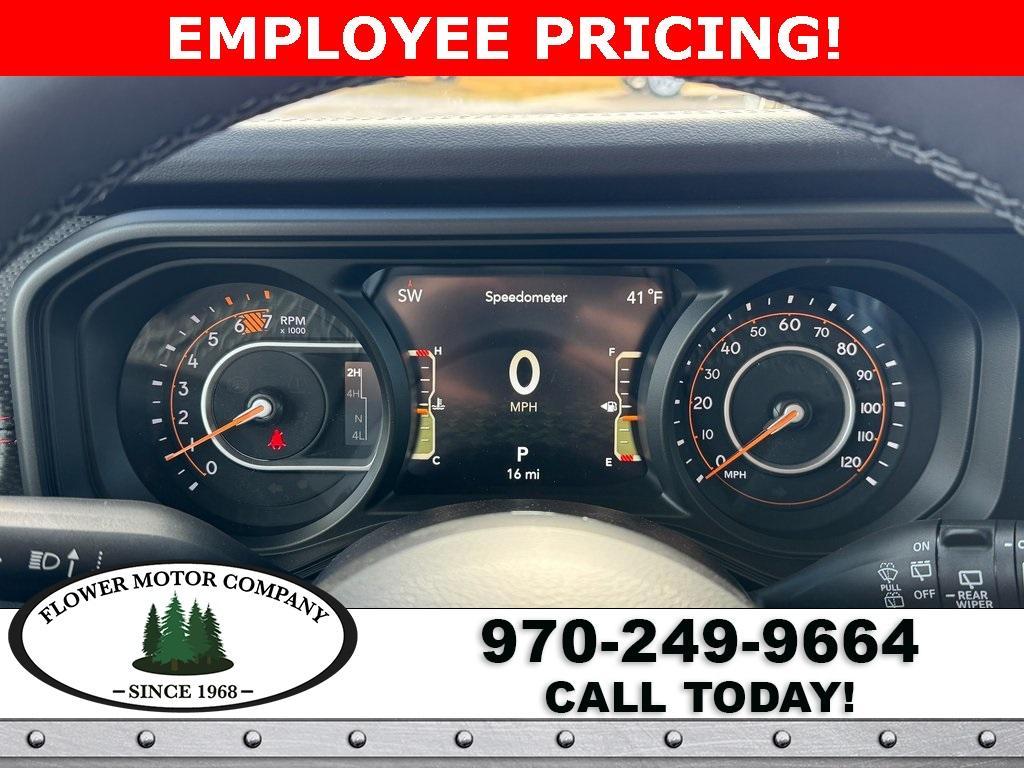new 2025 Jeep Wrangler car, priced at $58,009