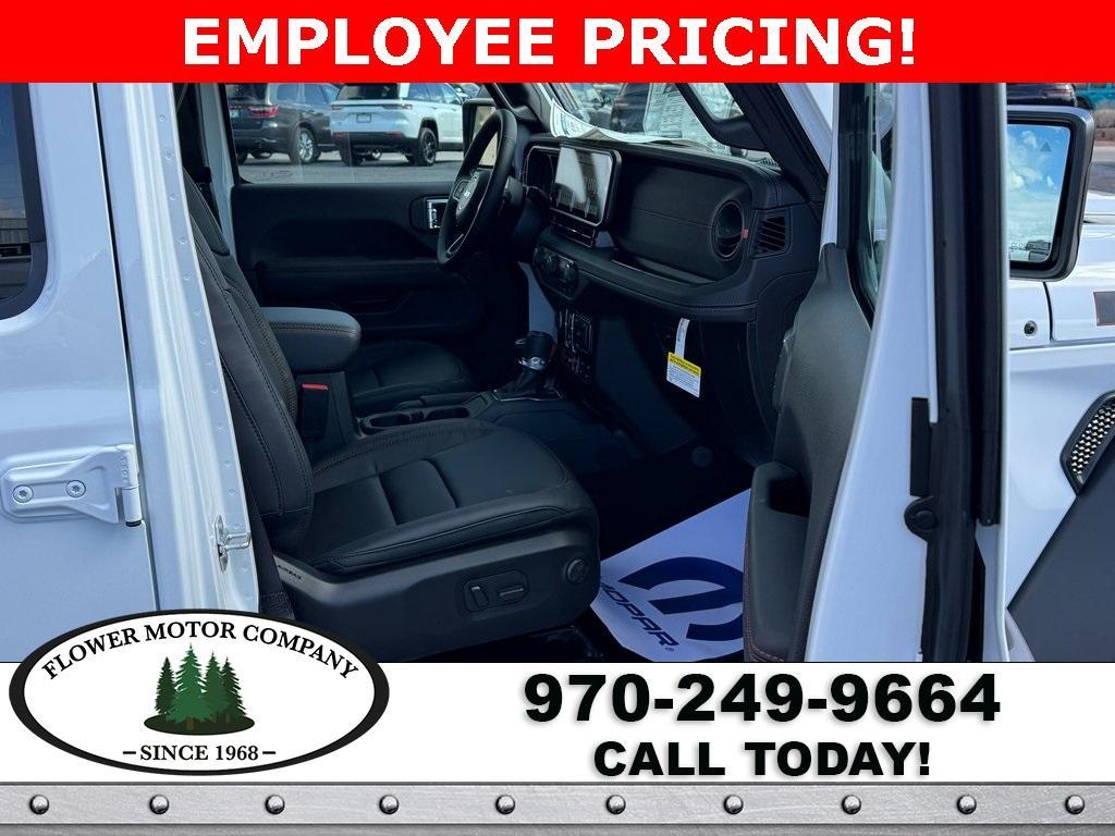 new 2025 Jeep Wrangler car, priced at $58,009