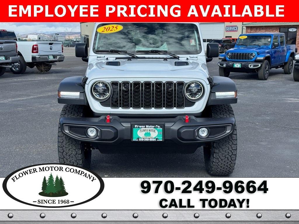 new 2025 Jeep Wrangler car, priced at $60,798