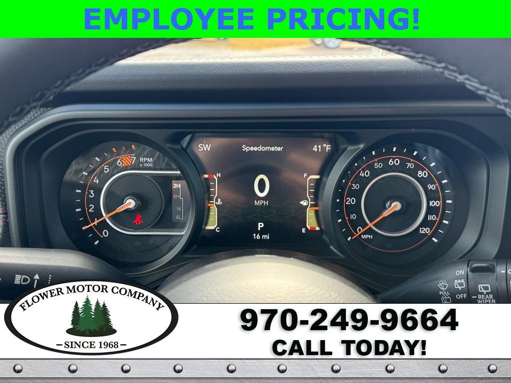 new 2025 Jeep Wrangler car, priced at $58,009