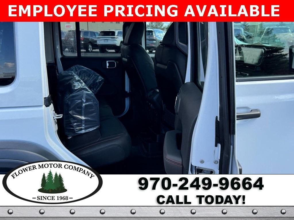 new 2025 Jeep Wrangler car, priced at $60,798