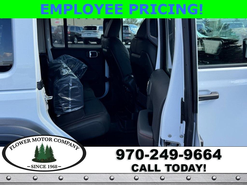 new 2025 Jeep Wrangler car, priced at $58,009