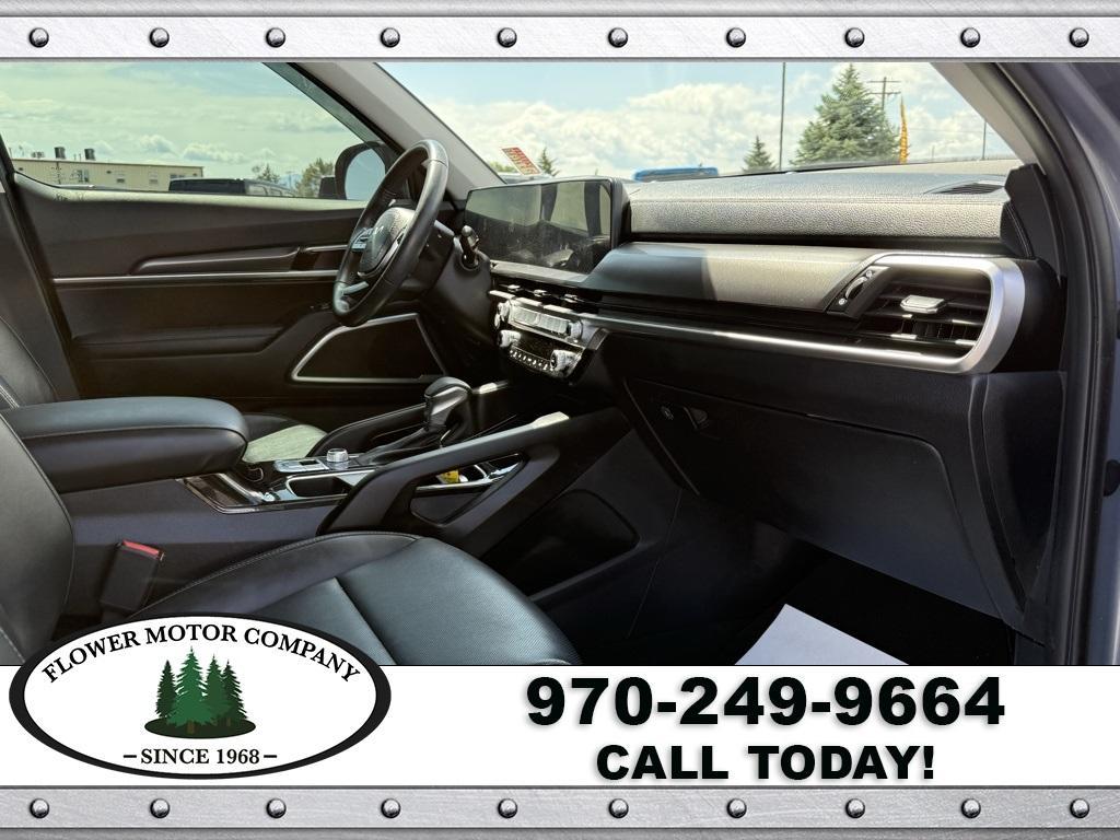 used 2024 Kia Telluride car, priced at $37,000
