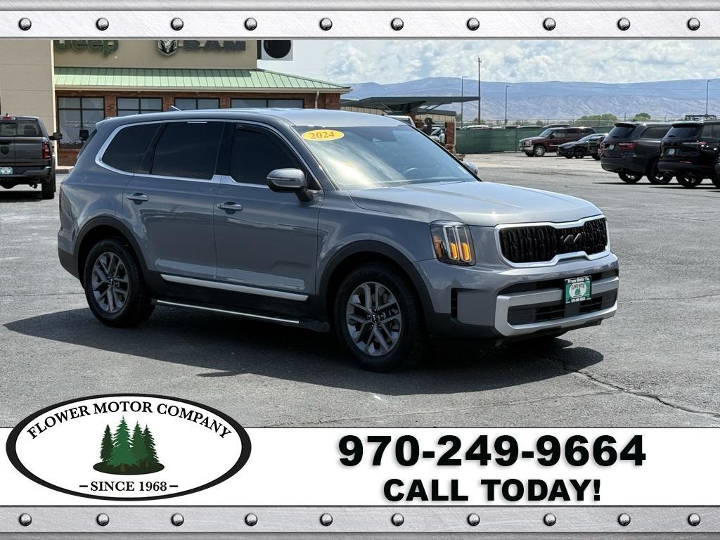 used 2024 Kia Telluride car, priced at $37,000