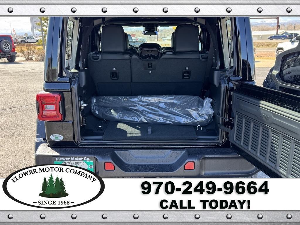 new 2025 Jeep Wrangler car, priced at $63,998