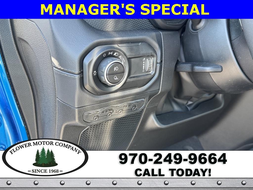 new 2025 Jeep Gladiator car, priced at $49,223