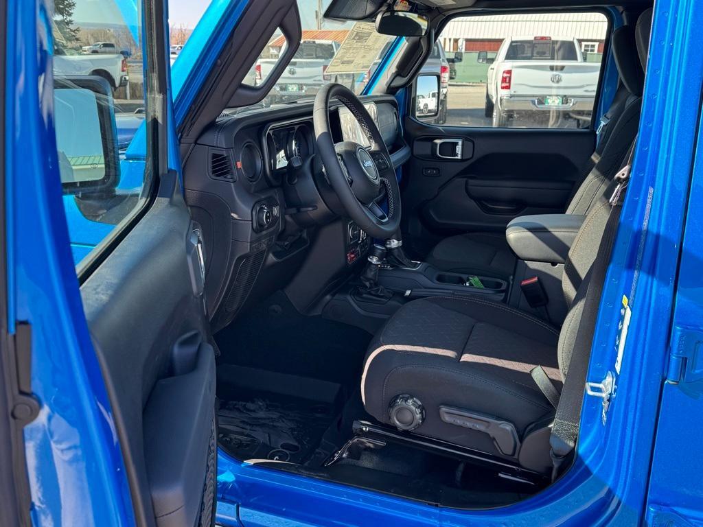 new 2025 Jeep Gladiator car, priced at $57,464